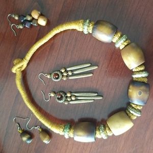 Necklace with earrings 3 pairs